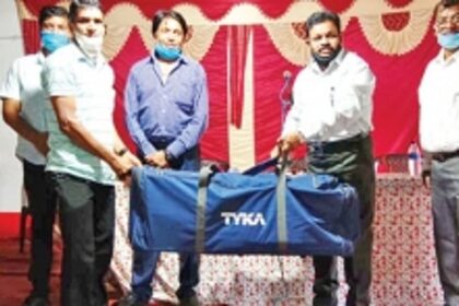 Cricket kits distributed to Pernem schools