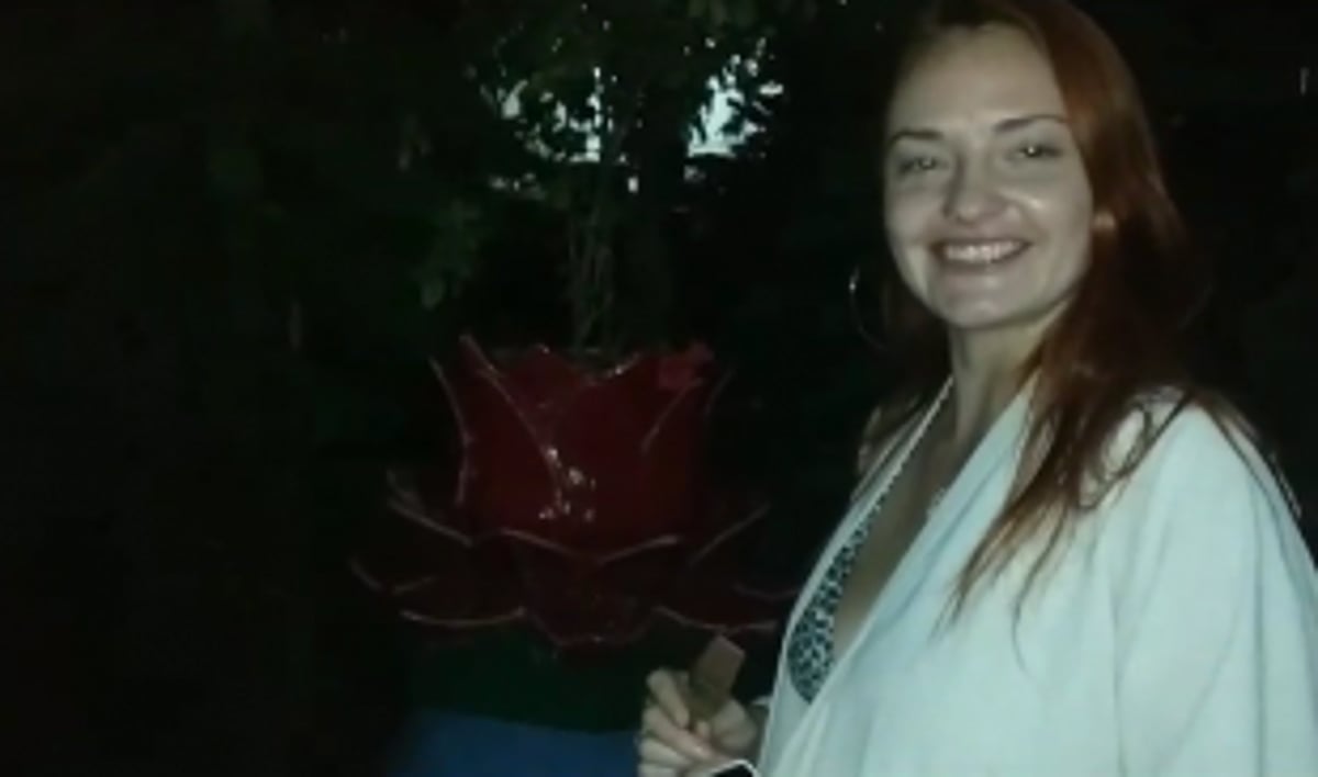 Cross-Cultural Collaboration: Russian Tourist Joins Local Artist in Tulsi Vivah Decorations