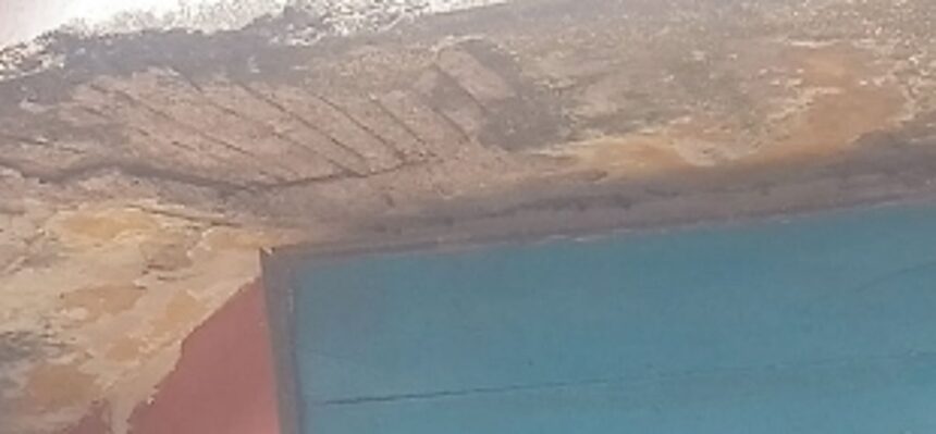 Crumbling parapet of Vasco Municipal Market poses danger