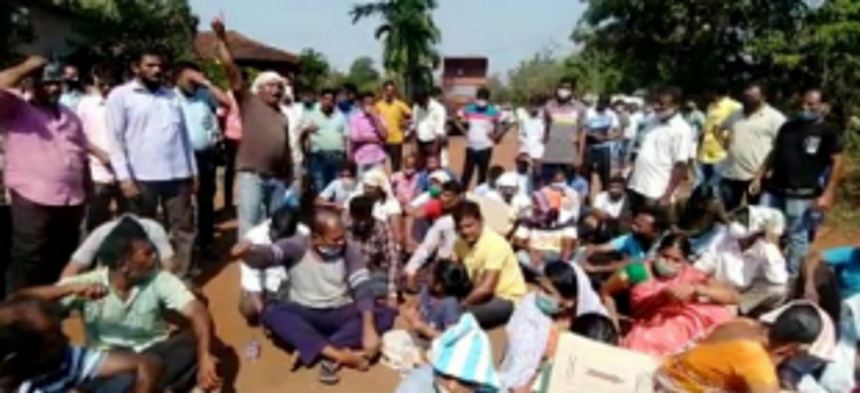 Cudegal mine workers continue with their stir