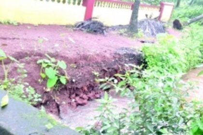 Culvert in peril at Sodiem-Siolim