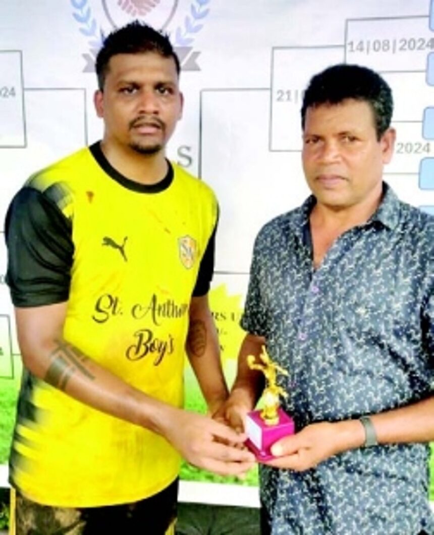 Cumborda SC  in quarters