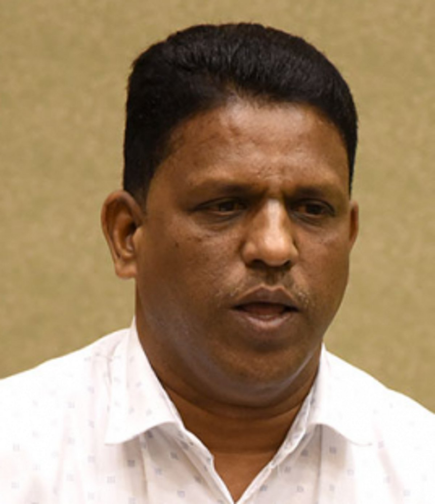 Cuncolim MLA assures to downgrade  State Highway 8 to Major District Road