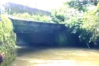 Cuncolim locals fear collapse
of culvert at Uskiniband