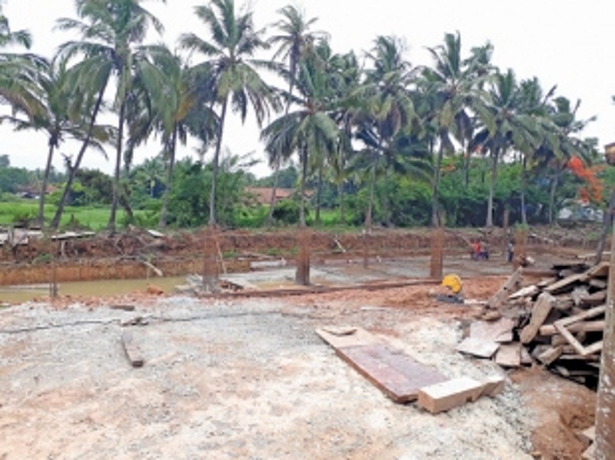 Cuncolim market project work begins, locals fear it will cause flooding