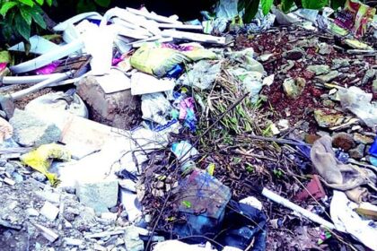 Curchorem-Cacora Council accused of
dumping waste near residential area