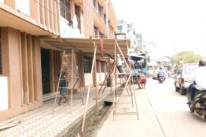 Curtains to come down on high decibel campaigning today