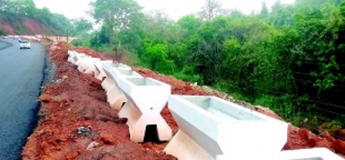 Curti-Khandepar villagers want high tension lines shifted or laid underground