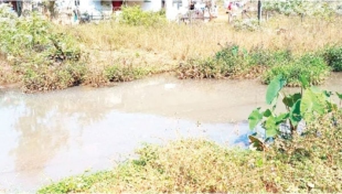 Curti locals demand action against houses releasing waste in open