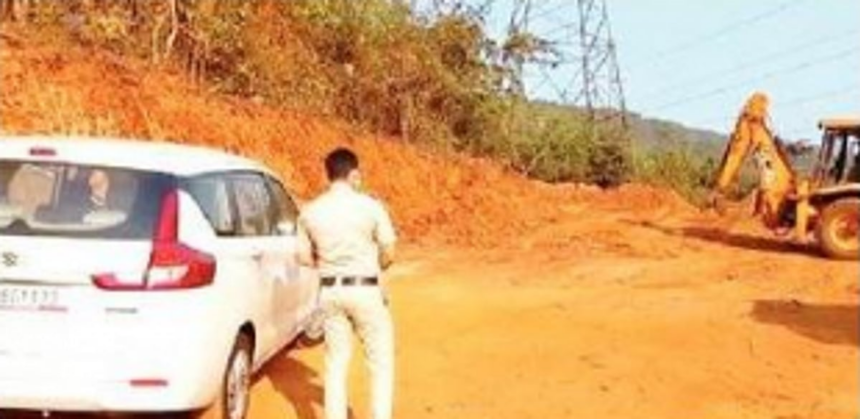 Curti locals stop ‘illegal’ hill cutting activity