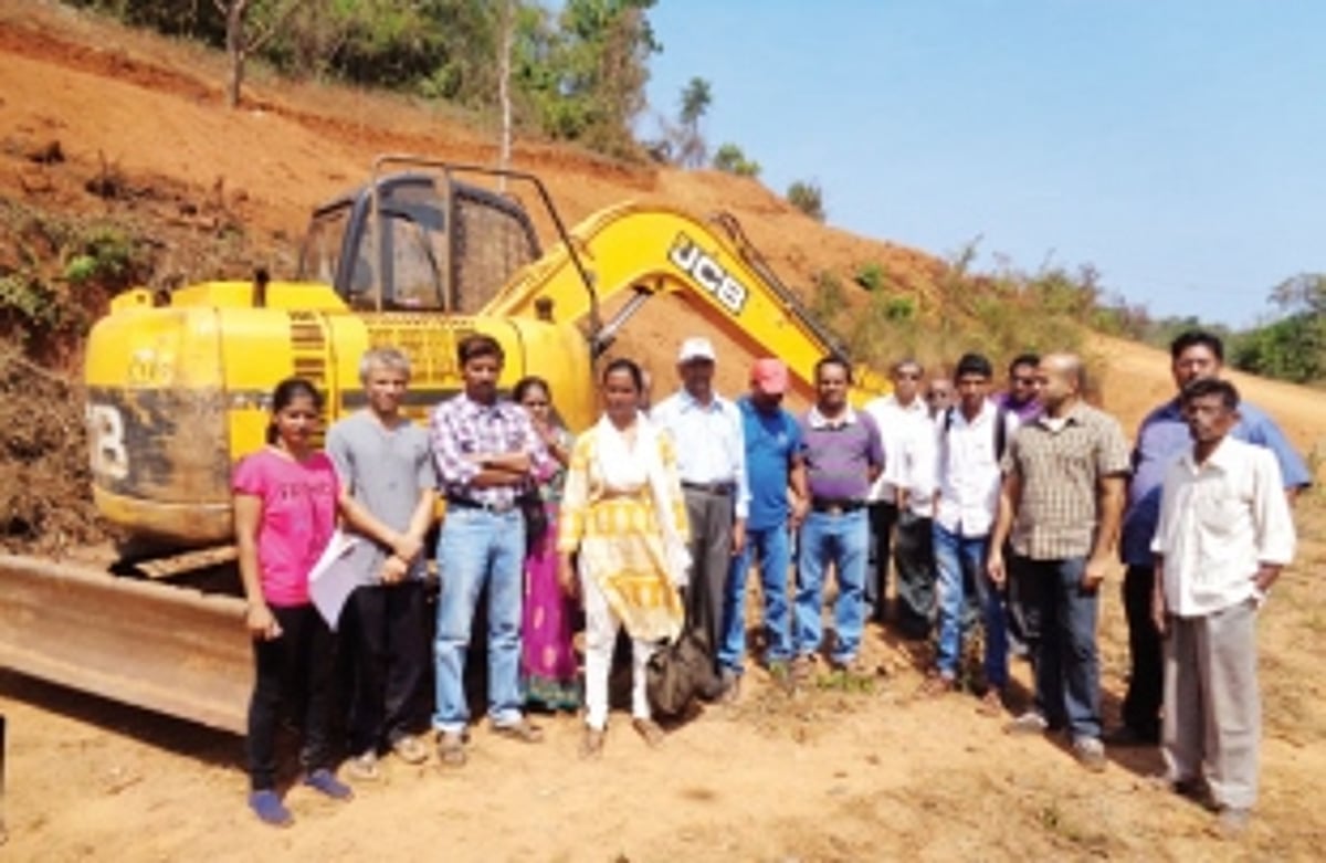 Curti locals threaten agitation over hill cutting