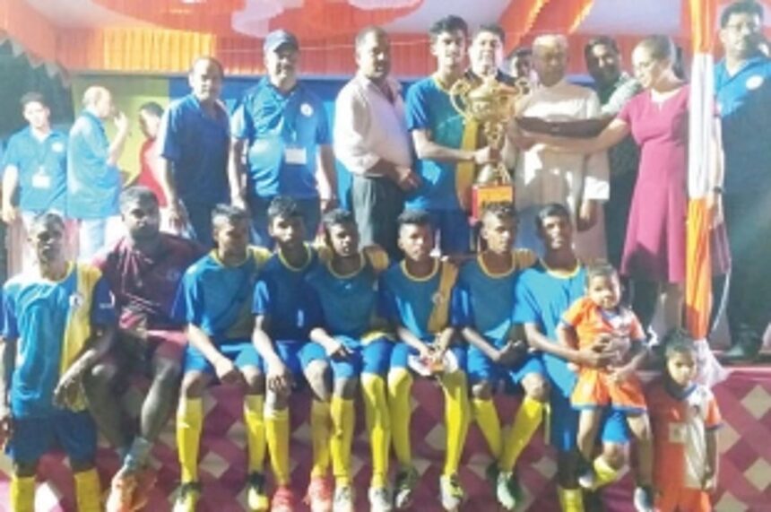 Curtorim Gymkhana lift Curtorim Villagers Cup