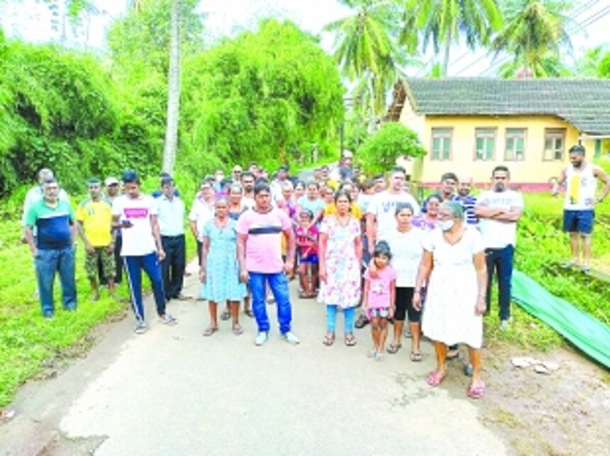 Curtorim locals protest installation of cell tower in govt school premises