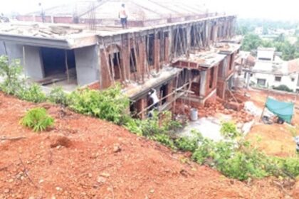 Curtorim locals suspect TCP’s hand in  shielding culprits in illegal hill cutting