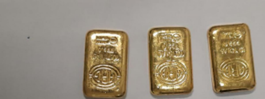 Customs seize gold bars worth Rs 15.42 lakh 1 Customs seize gold bars worth Rs 15.42 lakh