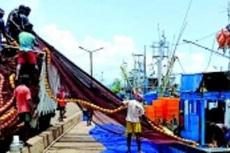 Cutbona fishers end season on dejected note as govt fails to fulfil promise of toilets, breakwater facility