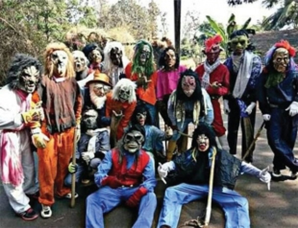 DIVAR’S HALLOWLEEN?- IT’S POTEKAR