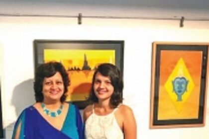 DOCUMENTING TRAVELS THROUGH ART