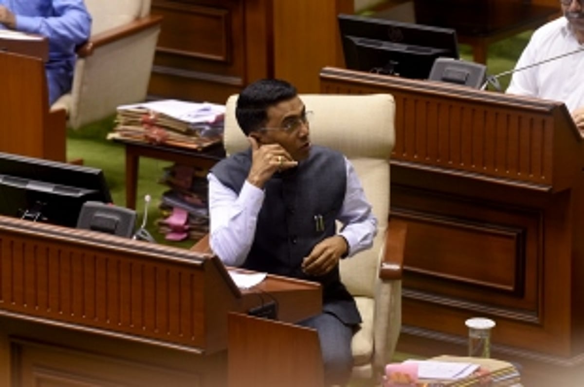 DRUGS DISCUSSION:  Weed & Marijuana cakes is the new need of youngsters, Govt should take action:Opp