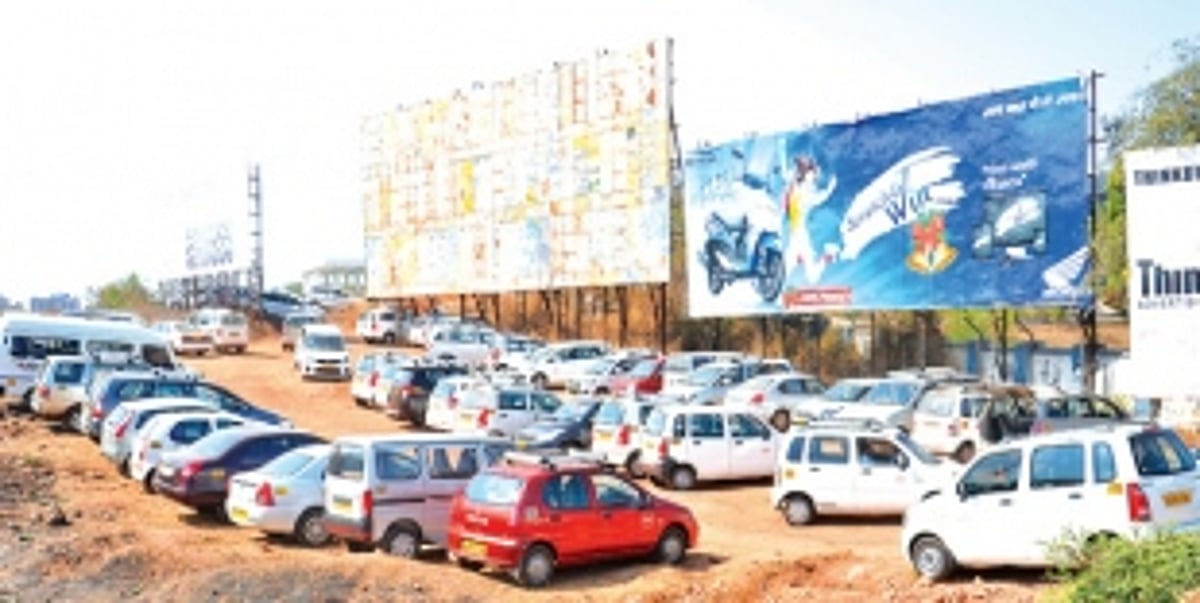 Dabbling on regularising illegal structures