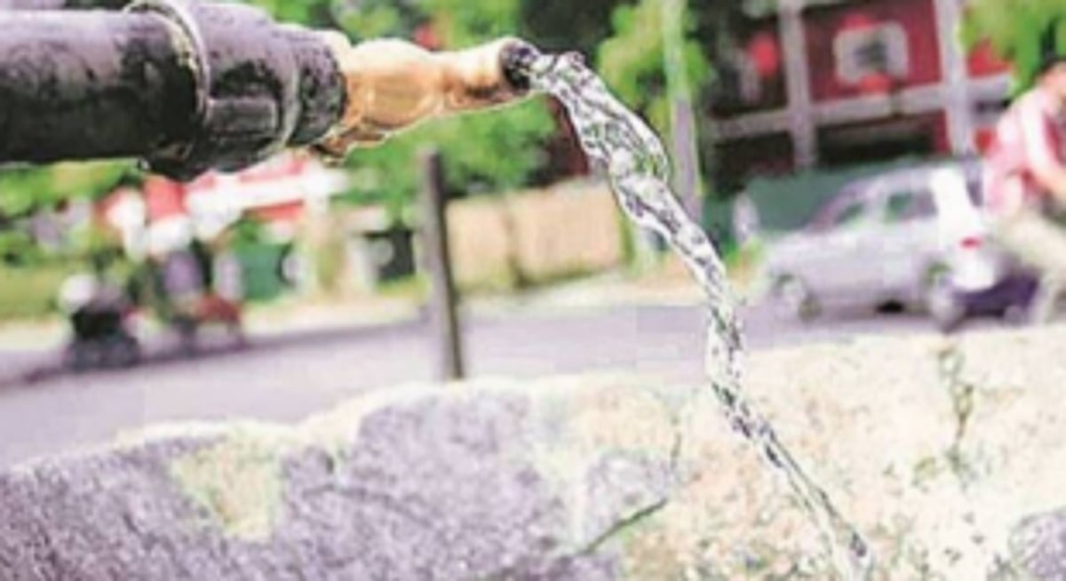 Dabolim locals   make noise over  water traffic hike