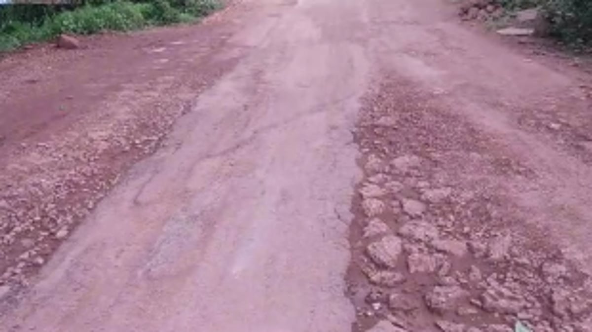 Damaged Roads in Parsem & Bhomwada, Tuem Need Repairs Before Ganesh Chaturthi