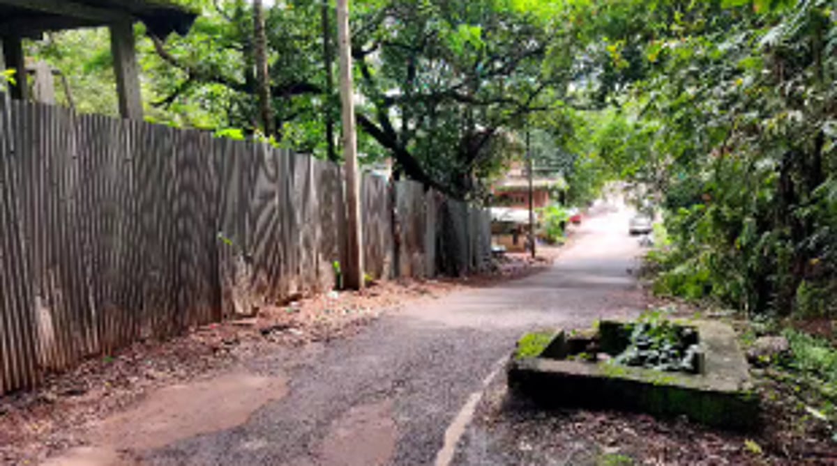 Dangerous T Junction in Dangui Colony Mapusa Raises Road Safety Concerns