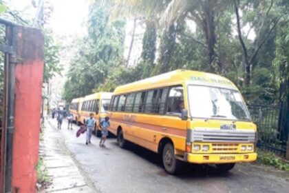 Dangerous parking of school buses