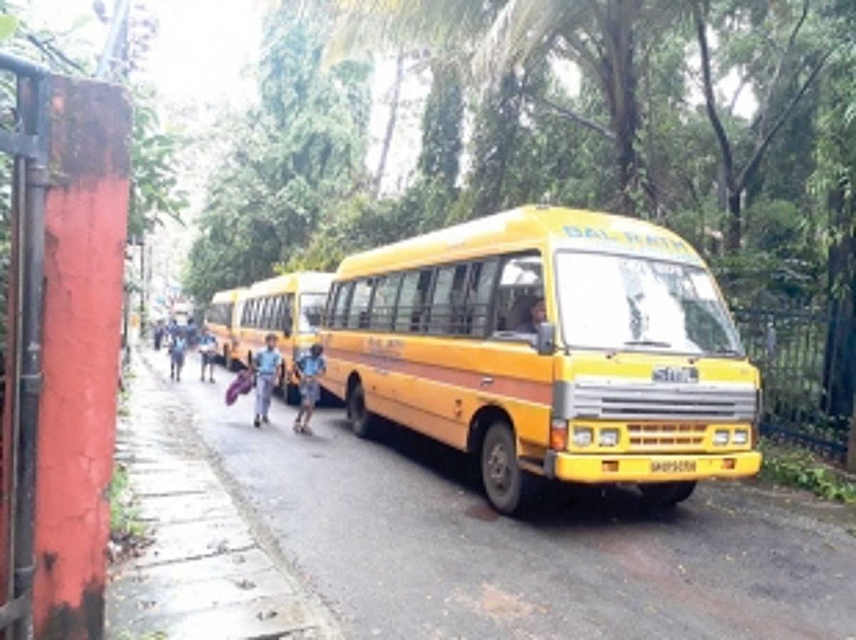 Dangerous parking of school buses
