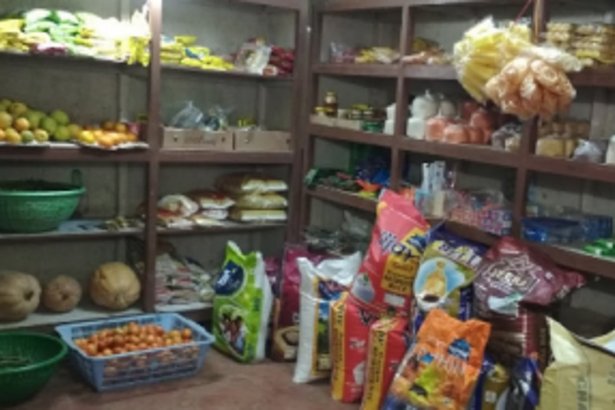 Davorilm locals for action   against fair price   shop owner