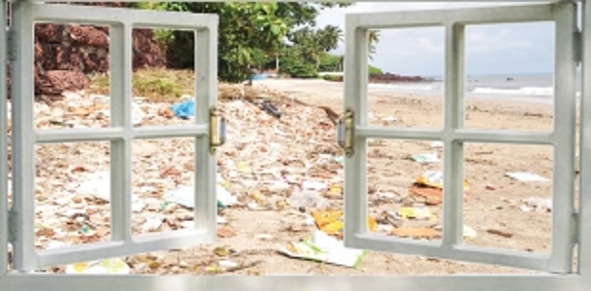 Dead fish at Caranzalem,  chips packets at Hawaii