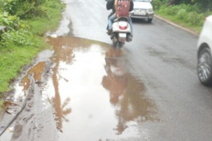 Deal with negligent driving at waterlogged roads