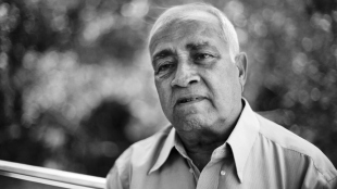 Death of Dr Untawale condoled