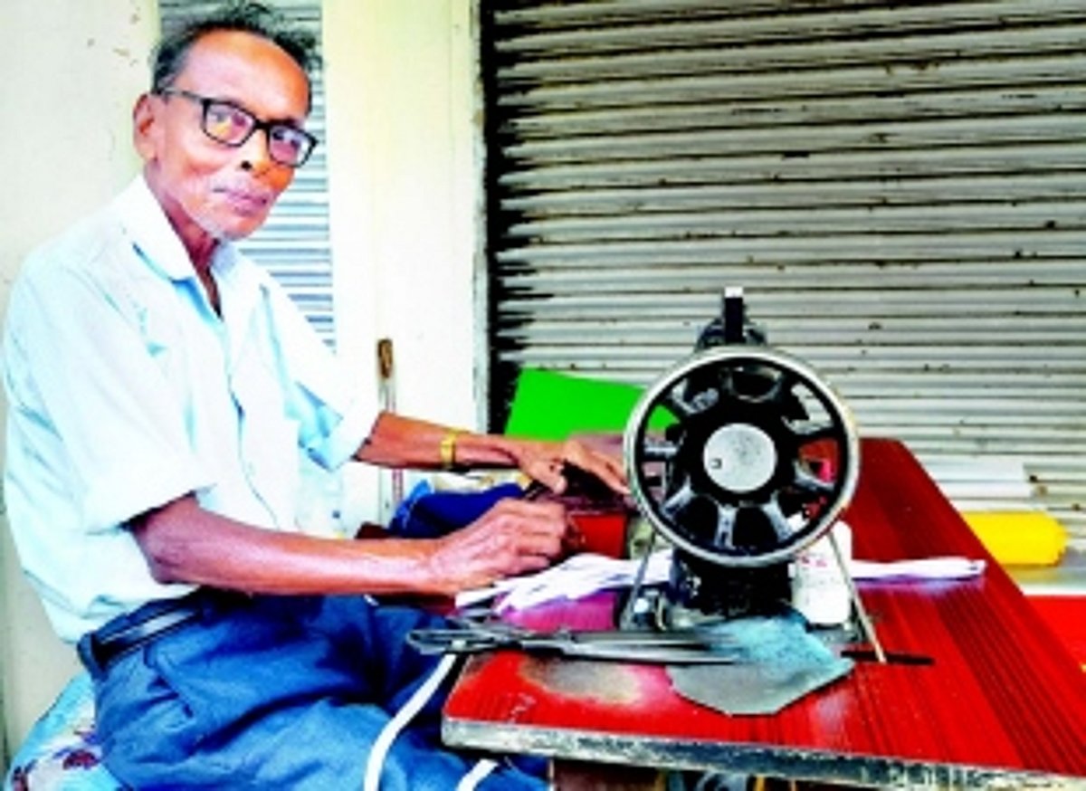Decades spent stitching on Ropall Lane: Mohan Virdekar & Margao's tailoring hub