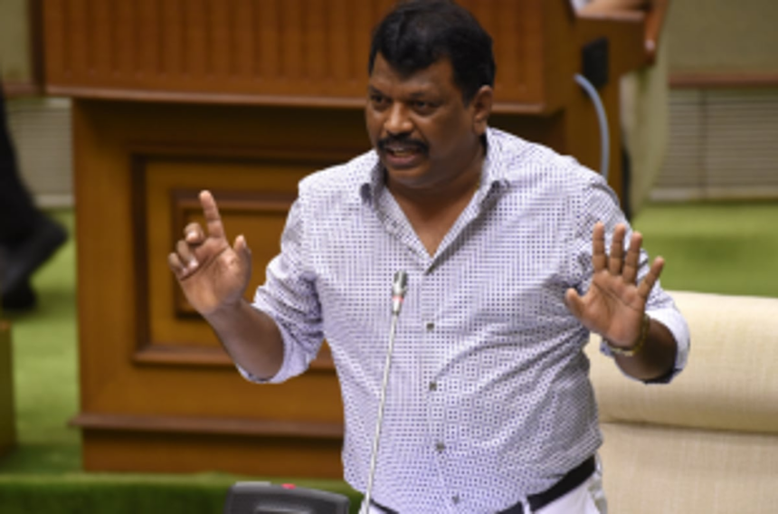 Decision on Chapora jetty kept on hold: Min 1 Decision on Chapora jetty kept on hold: Min