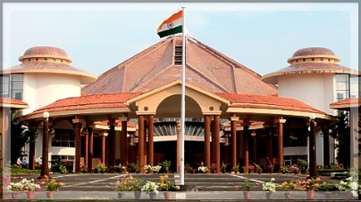 Decision on Fate of 8 Defector MLAs to be Delivered by Goa Speaker Today