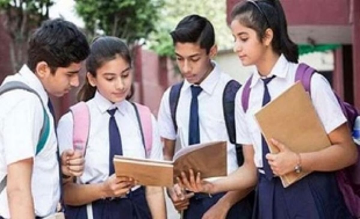 Decision on opening schools after October 2