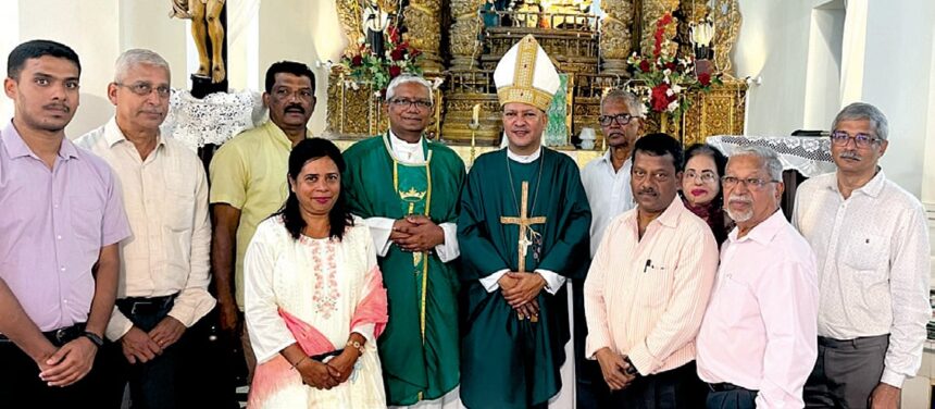 Dedicate your lives to the welfare of society: Auxiliary Bishop 1 Dedicate your lives to the welfare of society: Auxiliary Bishop