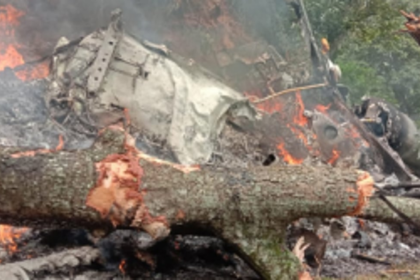 Defence aircraft crashes need probe