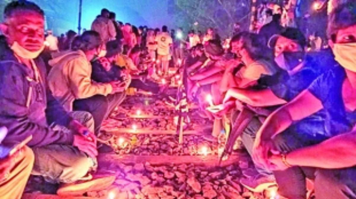 Déjà vu! Stage set for another protest against double-tracking