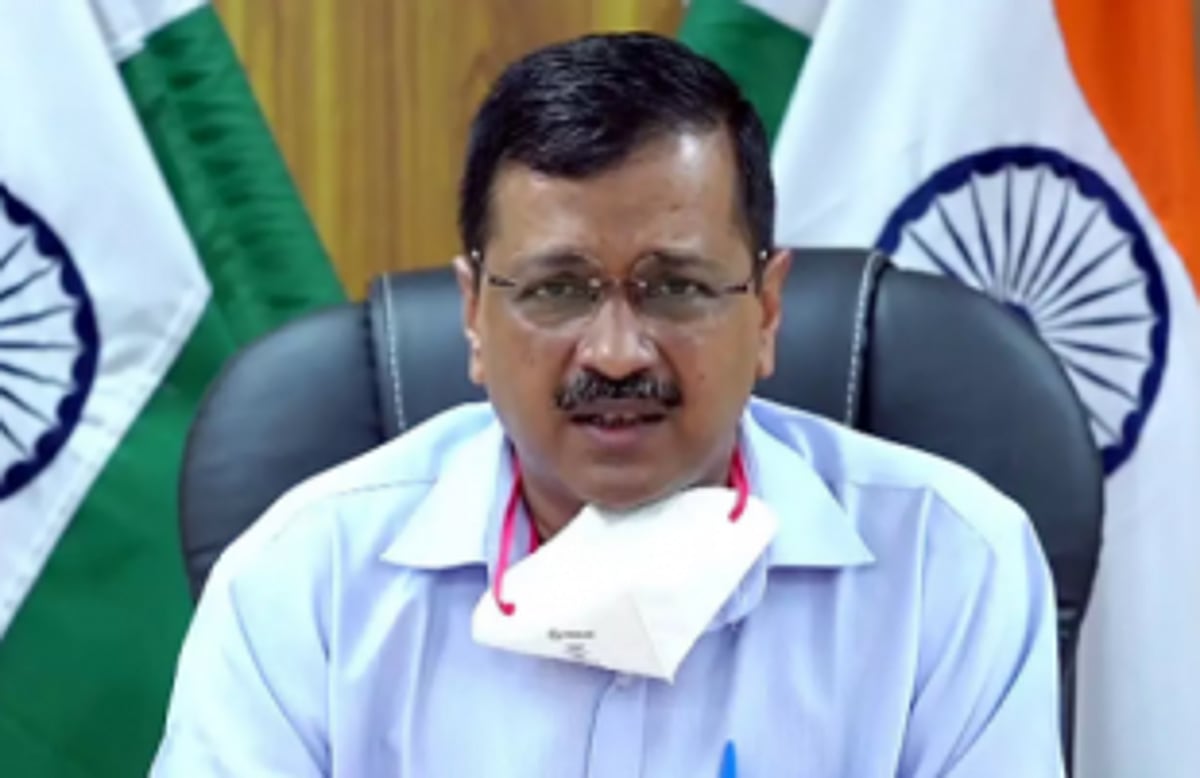 Delhi, Goa CMs spar over environment, pollution