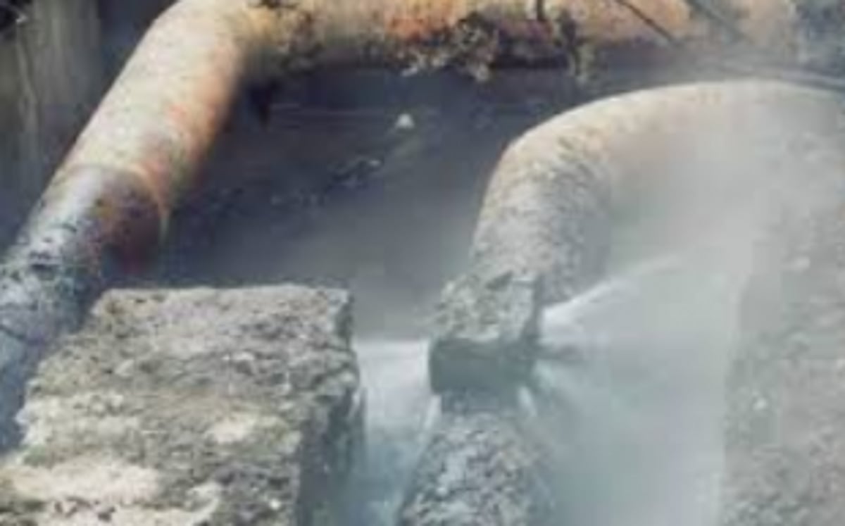 Demand to repair Ponda road