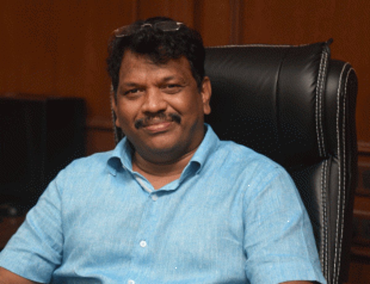 Demands for lockdown extension grow