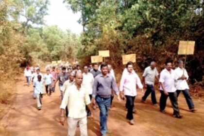 Demonstration by truckers in city for non-stop mining