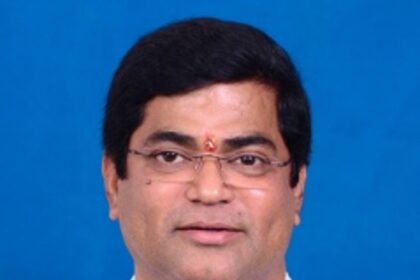 Demonstration of rice de-husking  machine presented