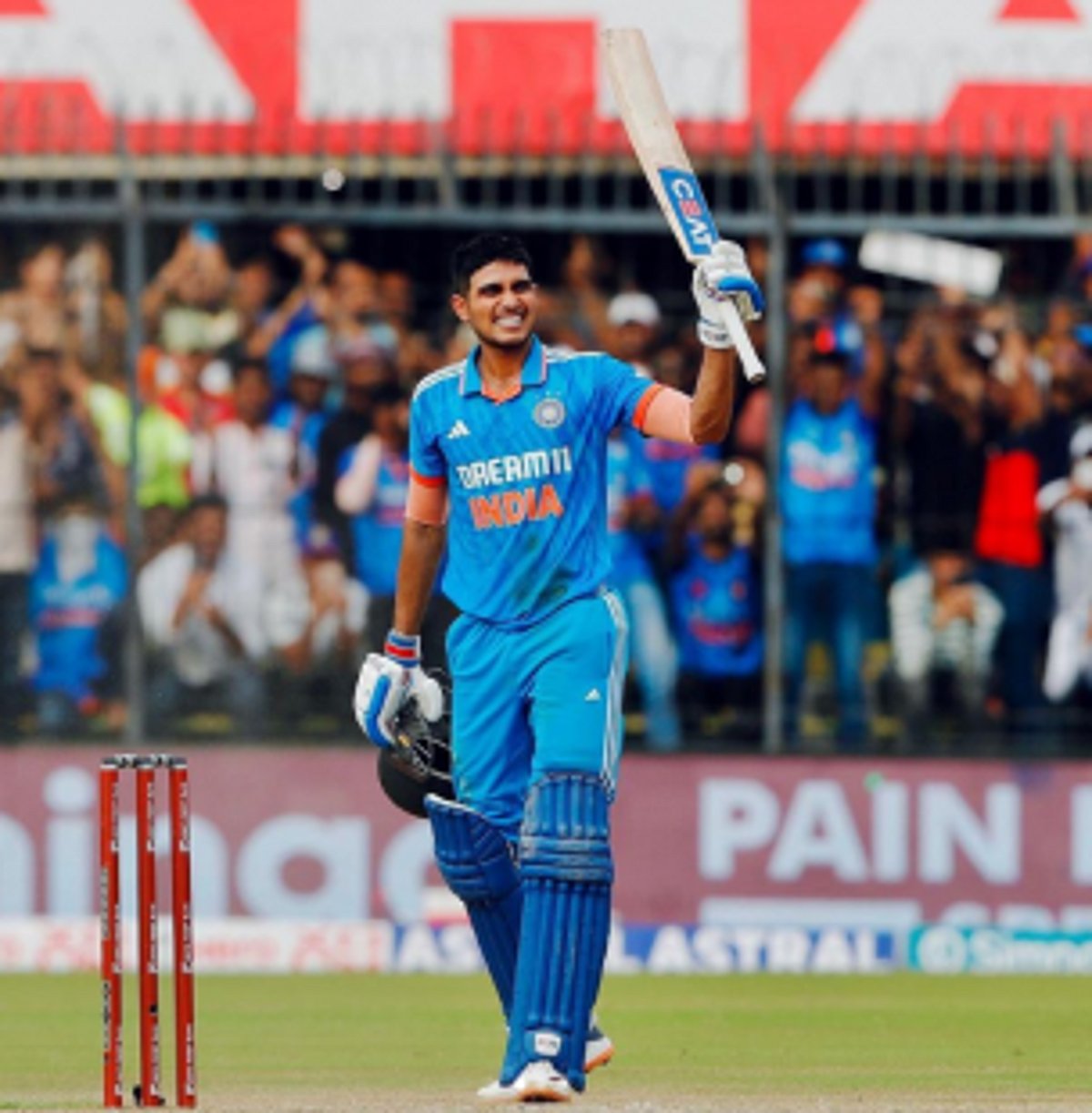 Dengue-Stricken Shubman Gill's World Cup Participation in Doubt, India Prepares for Pakistan Clash