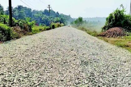 Denied basic rights: Sangolda residents demand
action on devastated roads
