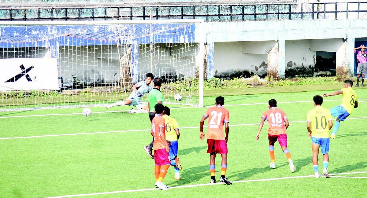 Denil, Isac on target as
Salgaocar overpower FC Goa