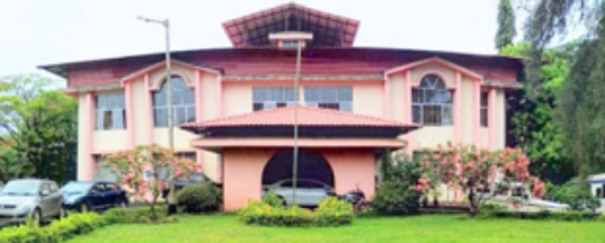 Dental College yet to scrap  new fees, allege students