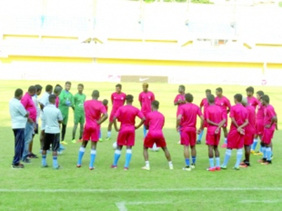 Dereck’s Red Machines take on Sanjay’s Mariners